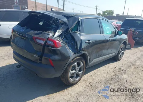 2025 Ford Escape St-Line from USA, damaged, VIN 1FMCU9MN1SUA45905